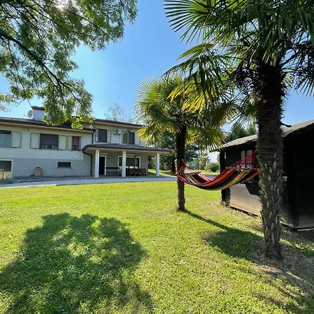 Da Leone Alojamento de Acomodação e Pequeno-almoço Palazzolo dello Stella